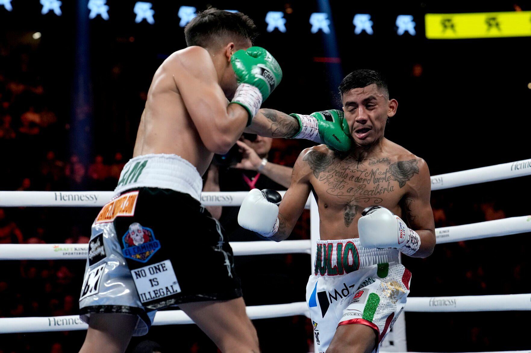 APTOPIX Rodriguez Gonzalez Boxing
